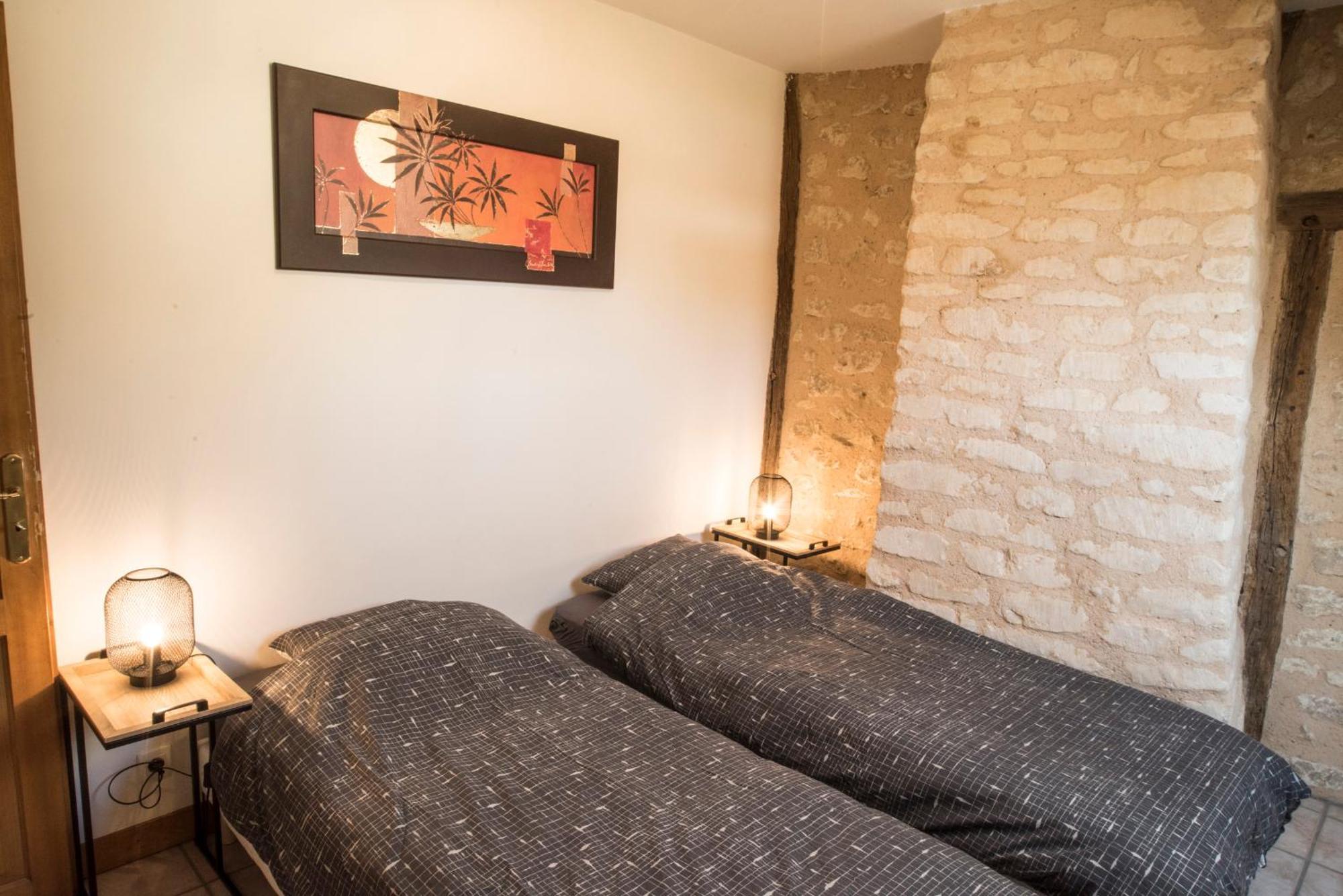 Maison De Ville Nlr - 6 Lits Simples - Bbq - Proche Gare - Grand Parking Nogent-le-Rotrou Dış mekan fotoğraf