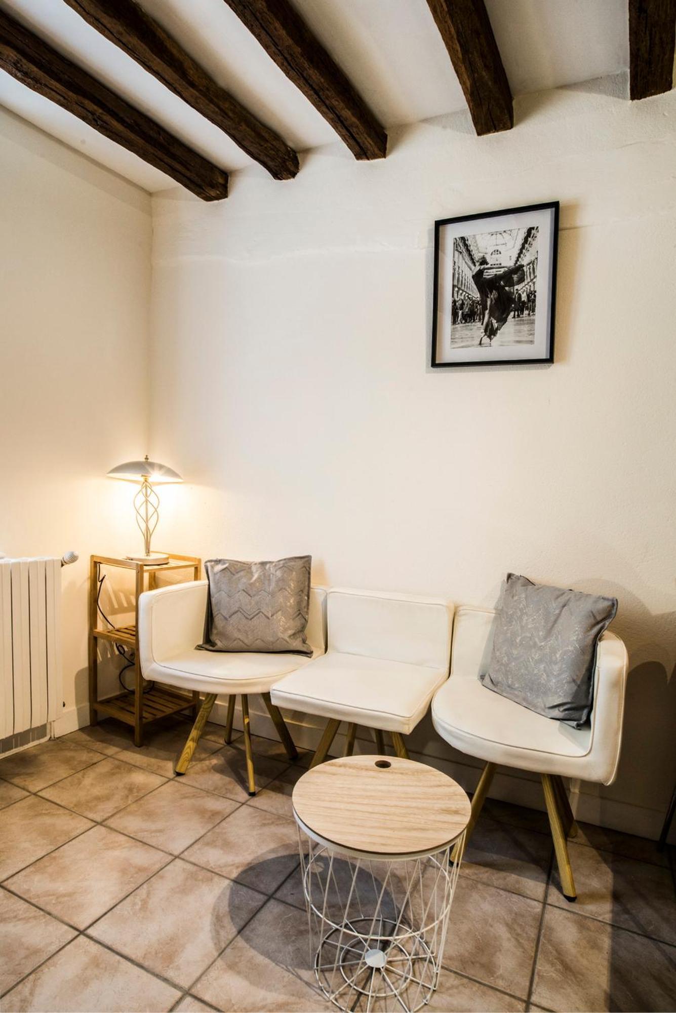 Maison De Ville Nlr - 6 Lits Simples - Bbq - Proche Gare - Grand Parking Nogent-le-Rotrou Dış mekan fotoğraf