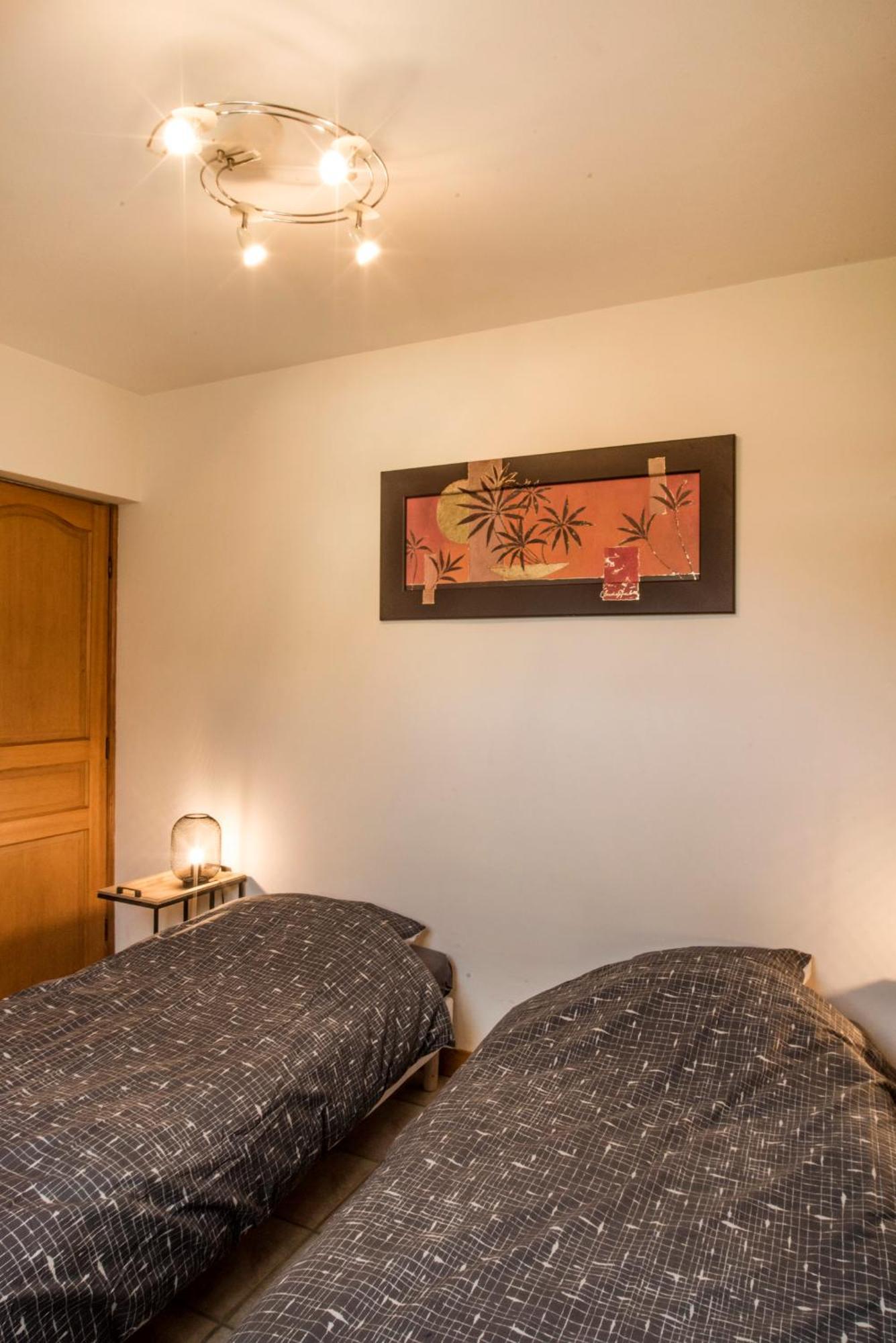 Maison De Ville Nlr - 6 Lits Simples - Bbq - Proche Gare - Grand Parking Nogent-le-Rotrou Dış mekan fotoğraf